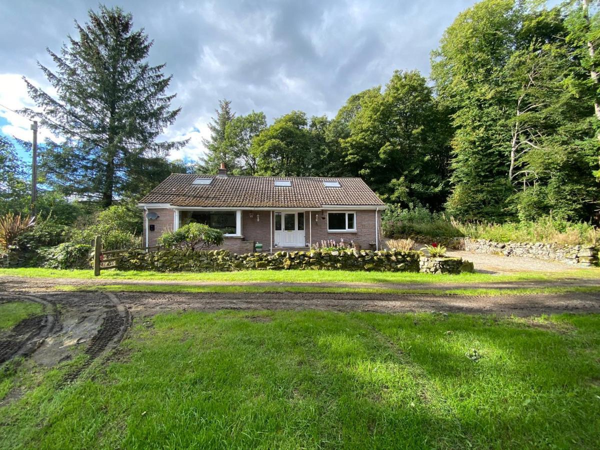 Holiday home Tranquil Thornhill Retreat With Hot Tub *