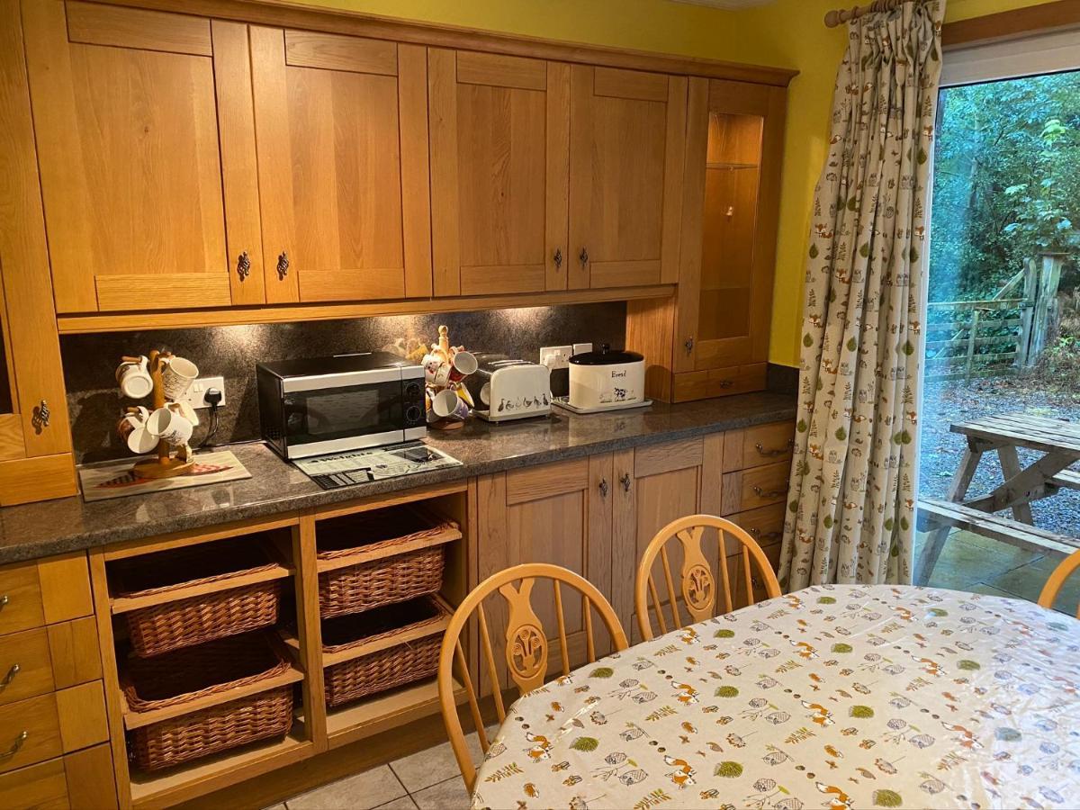 Tranquil Thornhill Retreat With Hot Tub *